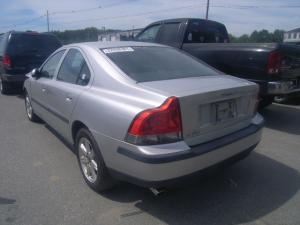 Venta de Partes de Colision y Refacciones Volvo s60 2001.