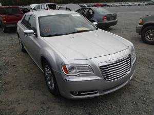 Venta de Marcos de Radiadors para Chrysler 300, 300C y 300M.