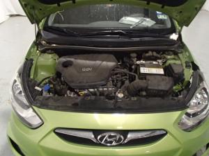 Venta de Computadoras seminuevas para Hyundai Accent.