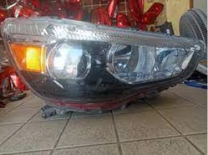 En Venta Faros para Mitsubishi Lancer