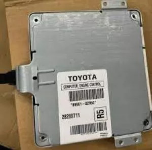 Computadoras originales para Toyota Matrix