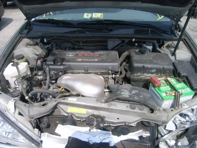 Venta de motores y transmisiones Toyota camry 2005.