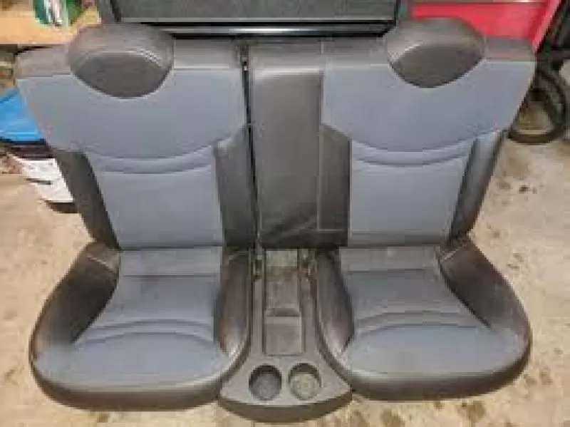 Asientos seminuevos para Saturn ION