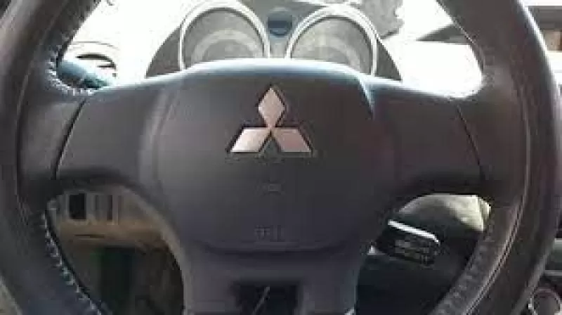 Venta de Volantes de conducir para Mitsubishi Spyder